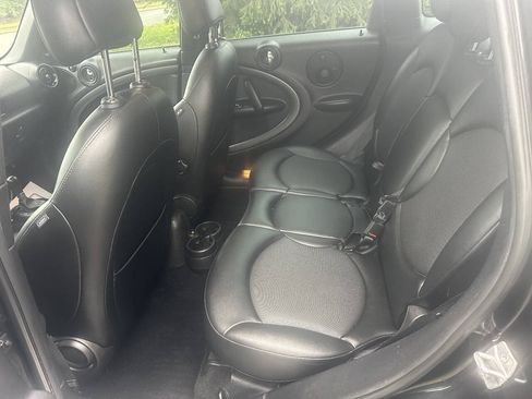 Used 2016 MINI Cooper Countryman S FWD image 9
