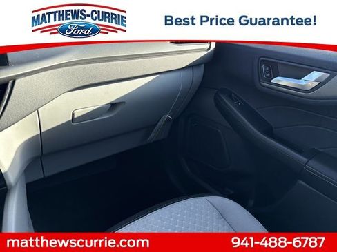 New 2026 Ford Escape Active w/ Active Premium Tech Pack image 24