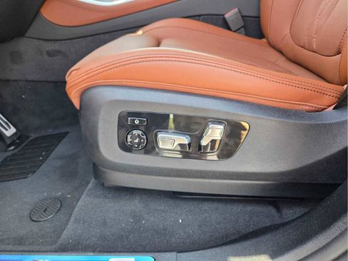 New 2026 BMW X5 sDrive40i w/ Executive Package RWD image 21