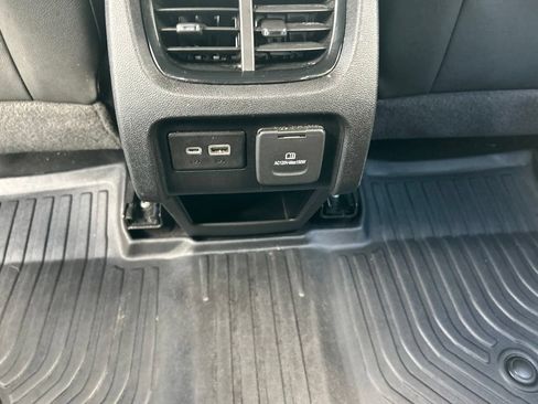Used 2019 Chevrolet Blazer RS FWD image 44