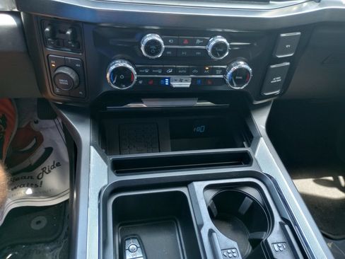 Certified 2025 Ford F250 Lariat w/ Black Appearance Package AWD/4WD image 17