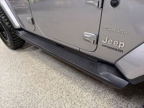 Used 2020 Jeep Wrangler Unlimited Sahara AWD/4WD image 61