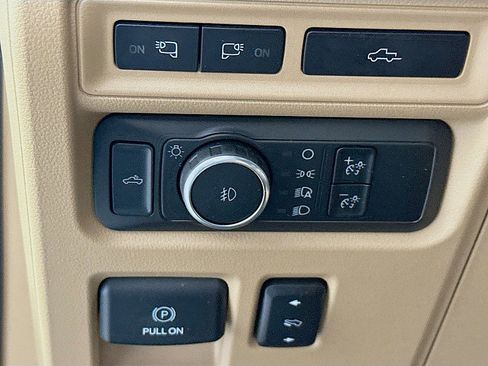 Used 2021 Ford F150 Lariat w/ Equipment Group 502A High image 10