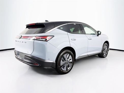 Used 2025 Nissan Murano SL AWD/4WD image 11