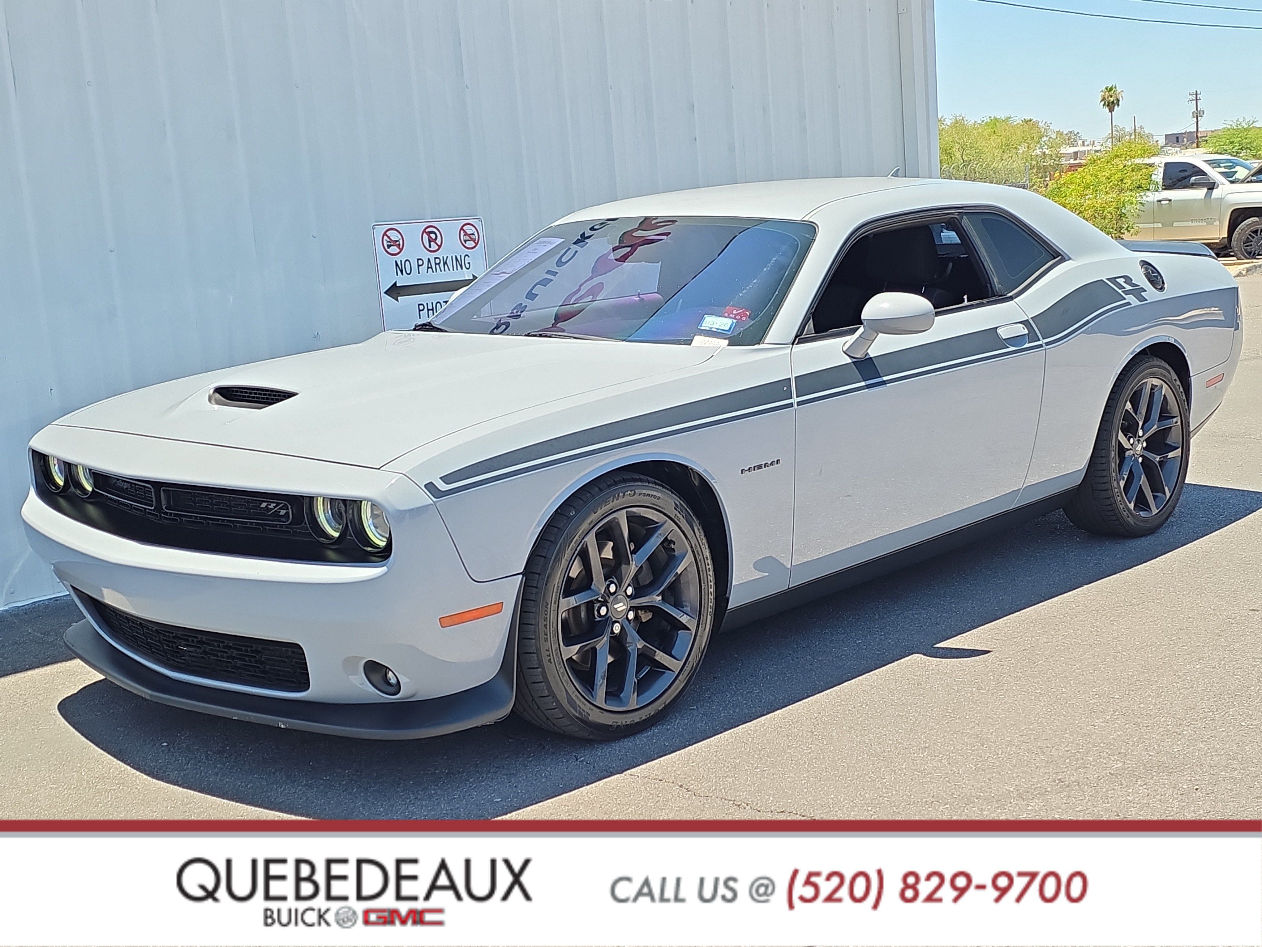 Used 2021 Dodge Challenger R/T w/ Blacktop Package RWD image 3