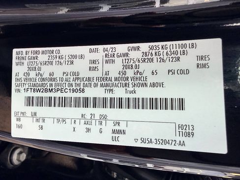 Used 2023 Ford F250 Lariat w/ Lariat Ultimate Package AWD/4WD image 48
