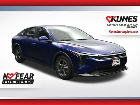 Used 2025 Kia K4 FWD image 1