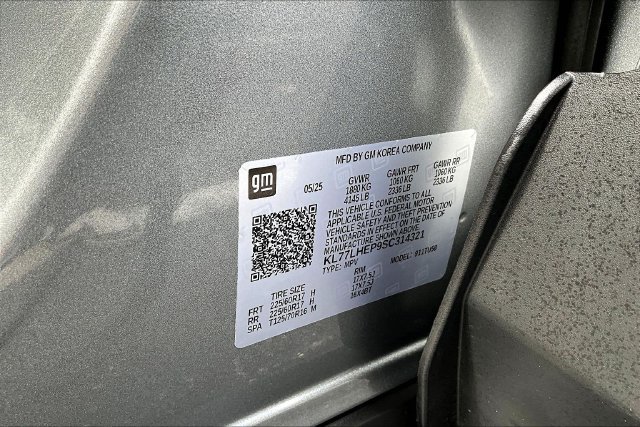 Used 2025 Chevrolet Trax LT w/ Driver Confidence Package FWD image 18