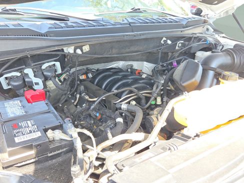 Used 2020 Ford F150 XLT w/ Trailer Tow Package AWD/4WD image 17
