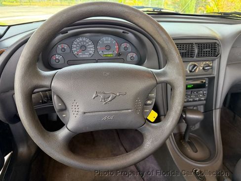 Used 2002 Ford Mustang Convertible RWD image 53