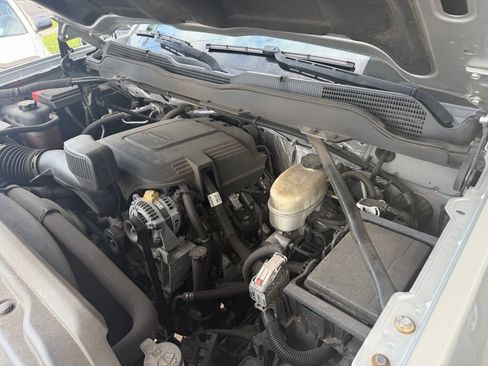 Used 2016 Chevrolet Silverado 2500 W/T w/ WT Convenience Package AWD/4WD image 15