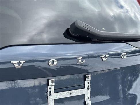 Used 2025 Volvo XC90 B6 Ultra image 30