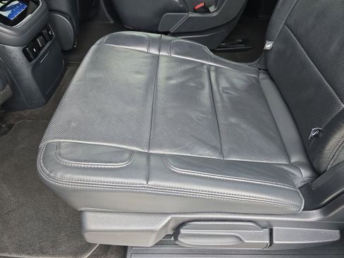 Used 2023 Lincoln Navigator L Reserve image 14