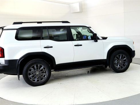 Used 2026 Toyota Land Cruiser w/ Premium Package image 6