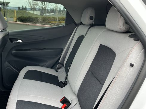 Used 2021 Chevrolet Bolt LT image 14