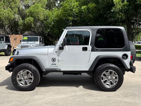 Used 2006 Jeep Wrangler X AWD/4WD image 11