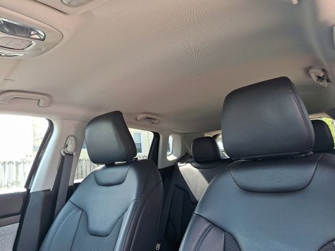Used 2022 Jeep Compass Latitude w/ Convenience Group AWD/4WD image 14