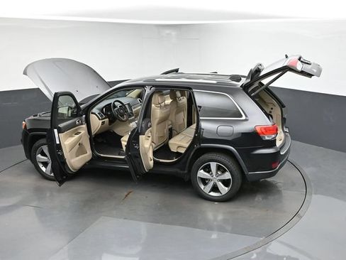 Used 2015 Jeep Grand Cherokee Limited RWD image 40