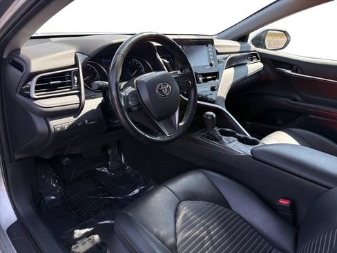Used 2023 Toyota Camry SE FWD image 12