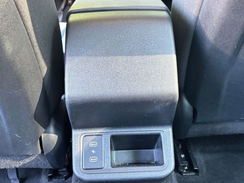 Used 2025 Kia K4 LXS image 23