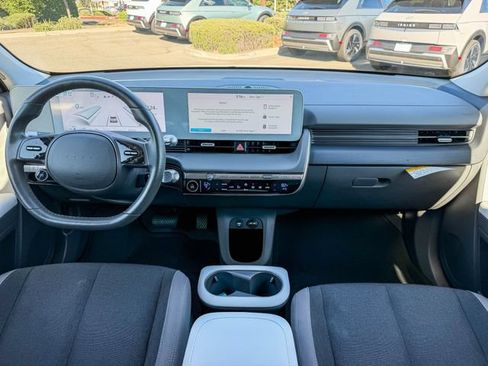 Certified 2024 Hyundai Ioniq 5 SEL RWD image 13