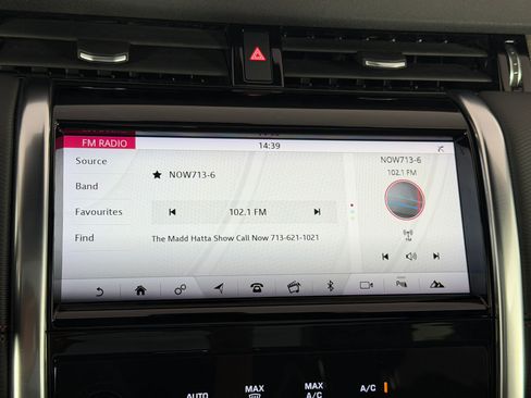 Used 2020 Land Rover Discovery Sport S R-Dynamic AWD/4WD image 25