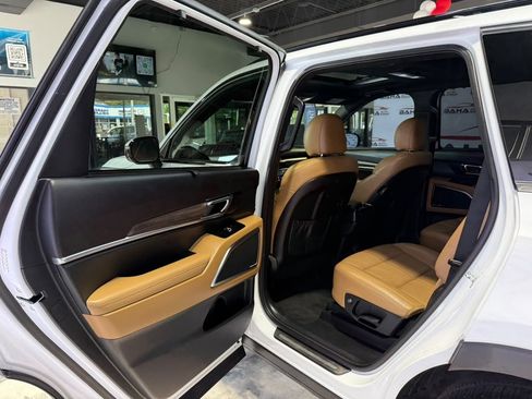 Used 2021 Kia Telluride SX w/ Nightfall Edition Package AWD/4WD image 39