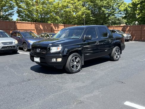 Used 2014 Honda Ridgeline Sport image 16