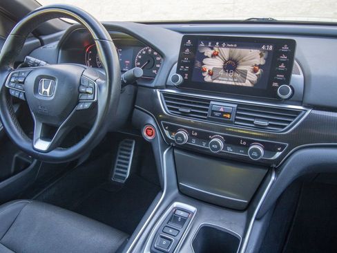 Used 2020 Honda Accord Sport image 24