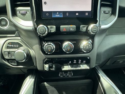New 2026 RAM 1500 Big Horn w/ Night Edition AWD/4WD image 24