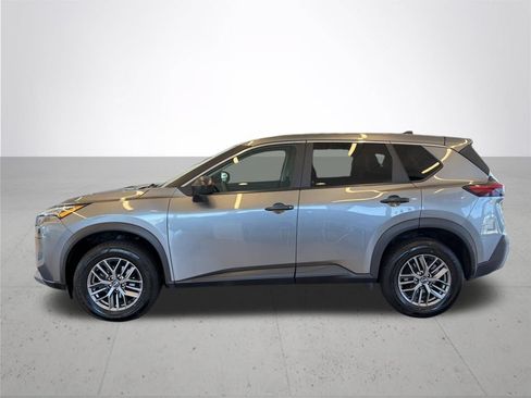 Used 2023 Nissan Rogue S AWD/4WD image 11