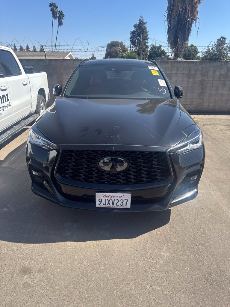 Used 2023 INFINITI QX50 Sport FWD image 3