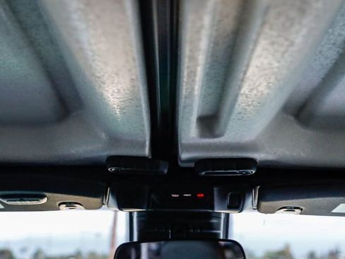 New 2025 Jeep Wrangler Unlimited Rubicon image 17