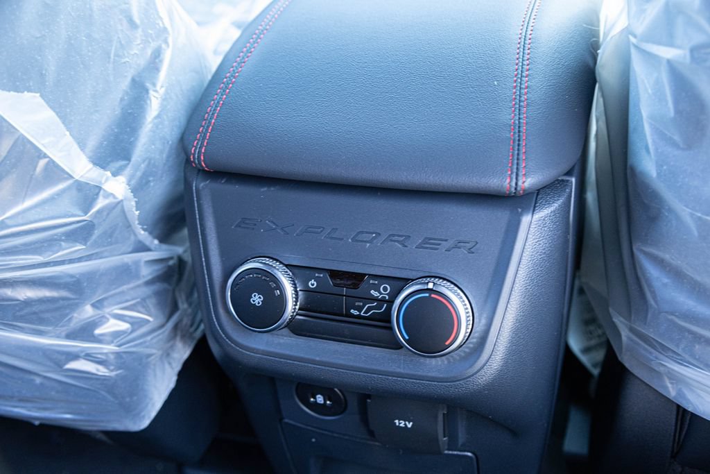 Used 2026 Ford Explorer ST-Line AWD/4WD image 22