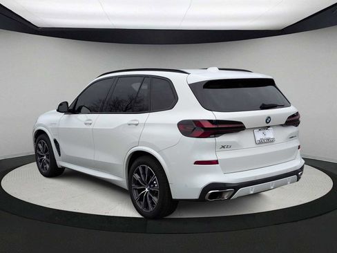 Certified 2024 BMW X5 xDrive50e w/ M Sport Package image 6