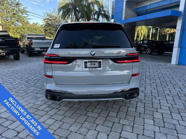 Used 2026 BMW X7 xDrive40i w/ M Sport Package AWD/4WD image 36