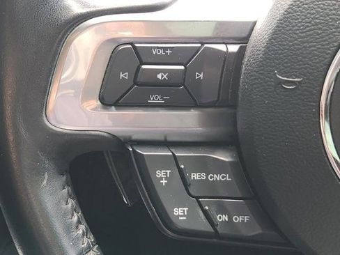 Used 2022 Ford Mustang GT Premium RWD image 30