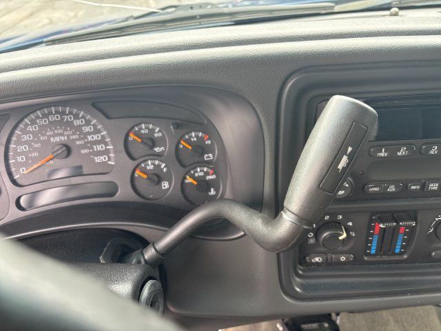 Used 2003 Chevrolet Silverado 2500 LS AWD/4WD image 21
