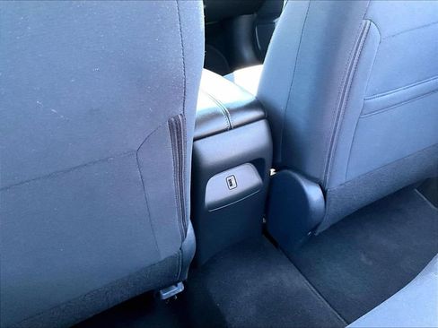 Used 2024 Nissan Sentra SV FWD image 26