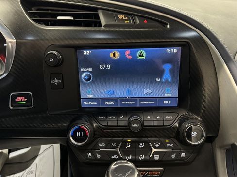 Used 2015 Chevrolet Corvette Z06 w/ 3LZ Preferred Equipment Group image 29