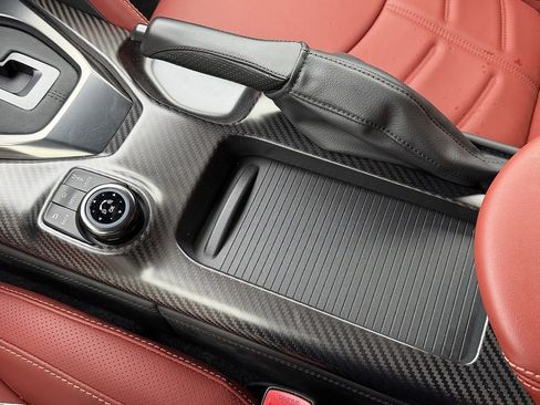 Used 2024 Nissan GT-R Premium w/ Premium Interior Package image 16