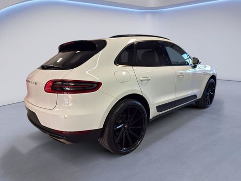 Used 2017 Porsche Macan AWD/4WD image 8