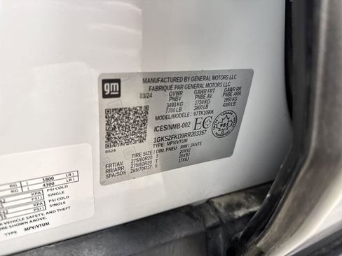 Used 2024 GMC Yukon XL SLE image 38