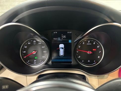 Certified 2020 Mercedes-Benz GLC 300 4MATIC image 18