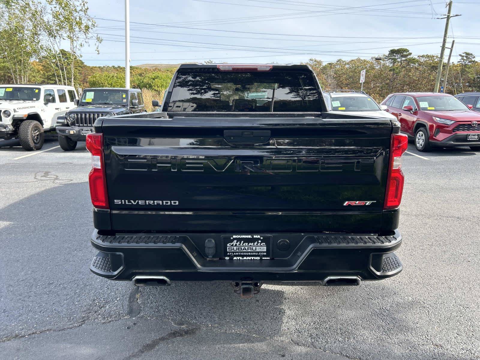 Used 2019 Chevrolet Silverado 1500 RST w/ Z71 Off-Road Package AWD/4WD image 4