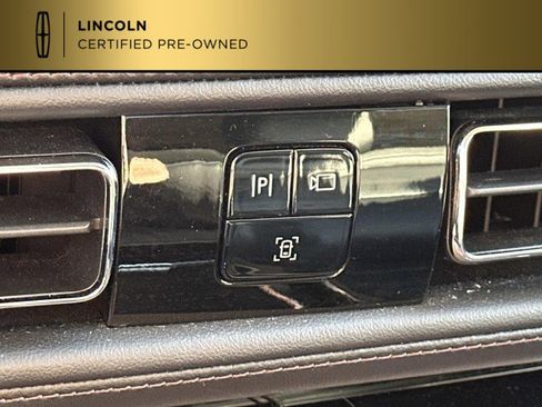 Certified 2023 Lincoln Aviator Reserve w/ Equipment Group 201A image 34