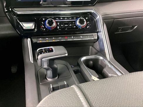 Certified 2025 GMC Sierra 1500 Denali image 10