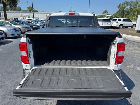 Used 2022 Ford Maverick Lariat w/ Lariat Luxury Package FWD image 9