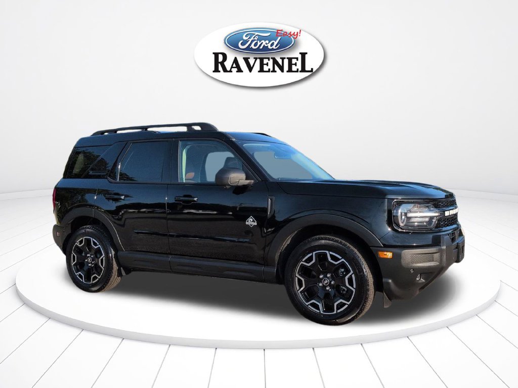 Used 2025 Ford Bronco Sport Outer Banks w/ Outer Banks Tech Package+ AWD/4WD image 2