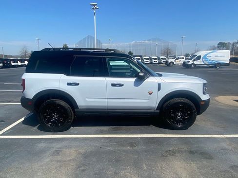 New 2026 Ford Bronco Sport Badlands image 8